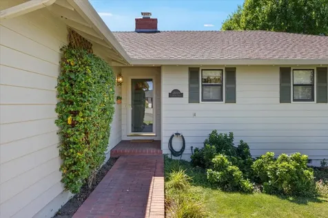 2844 Courtney Circle Medford OR 97504
