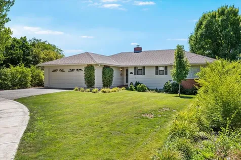 2844 Courtney Circle Medford OR 97504