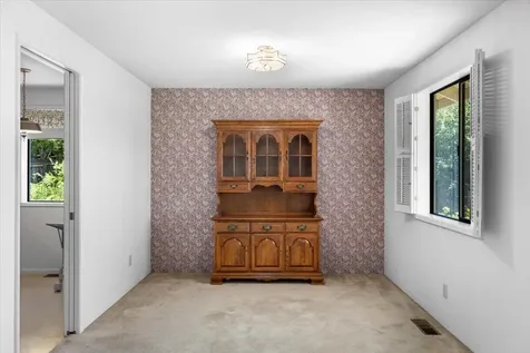 2844 Courtney Circle Medford OR 97504