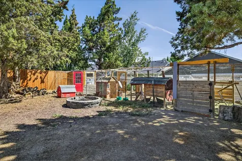 3716 SW 32nd Street Redmond OR 97756