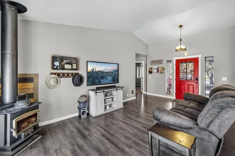 3716 SW 32nd Street Redmond OR 97756