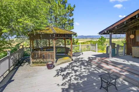 4360 N Foothill Road Medford OR 97504