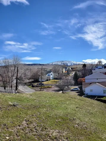 Old Fort Road Klamath Falls OR 97601