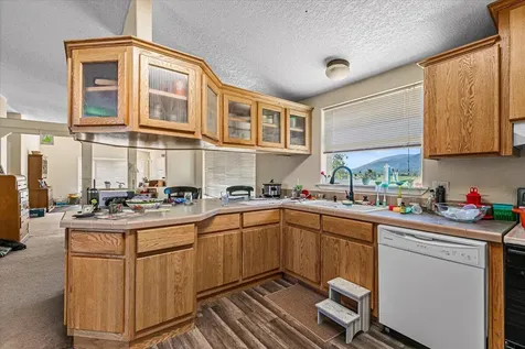 1330 N Mountain Avenue Ashland OR 97520