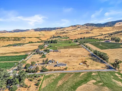 1330 N Mountain Avenue Ashland OR 97520