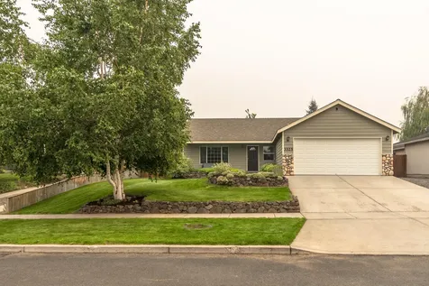 3325 NE Mendenhall Drive Bend OR 97701