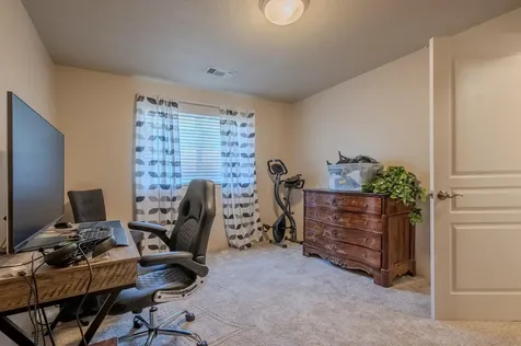966 Newcastle Street Medford OR 97501