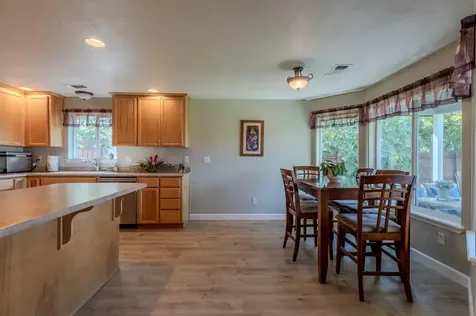 966 Newcastle Street Medford OR 97501