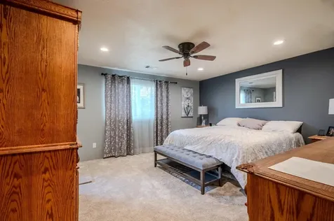 966 Newcastle Street Medford OR 97501