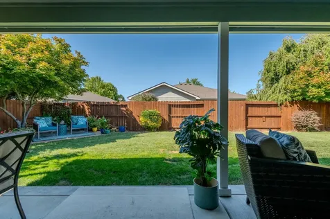 966 Newcastle Street Medford OR 97501