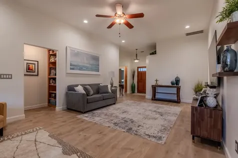966 Newcastle Street Medford OR 97501