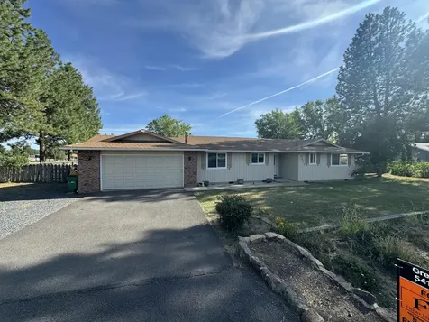 5511 Mason Lane Klamath Falls OR 97601
