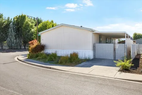 2552 Thorn Oak Drive Medford OR 97501