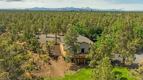 62155 Cody Road Bend OR 97701
