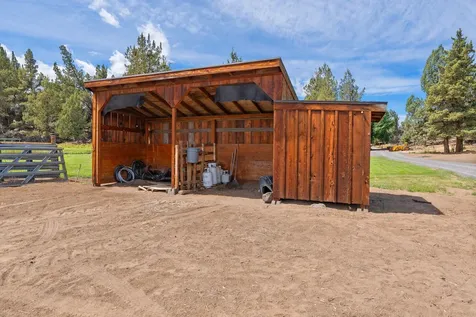 62155 Cody Road Bend OR 97701