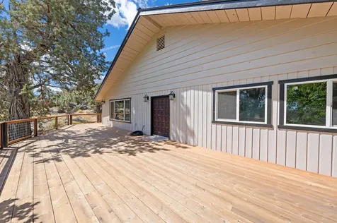 62155 Cody Road Bend OR 97701