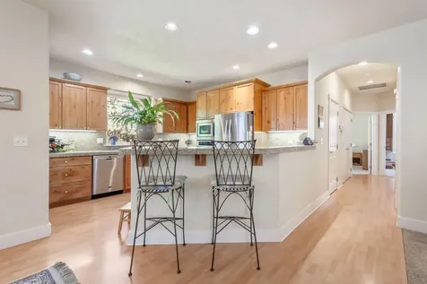 2545 NE Robinson Street Bend OR 97701