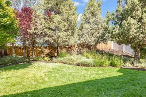 2545 NE Robinson Street Bend OR 97701