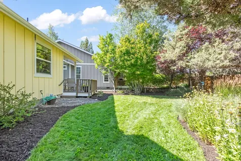 2545 NE Robinson Street Bend OR 97701