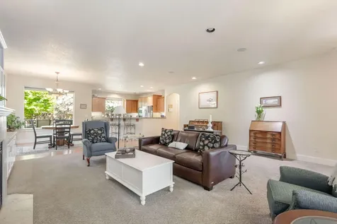 2545 NE Robinson Street Bend OR 97701