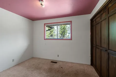 312 N Barneburg Road Medford OR 97504