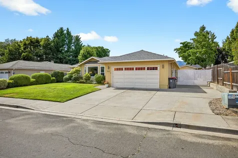 1527 Arlington Drive Medford OR 97501