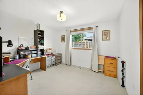 1527 Arlington Drive Medford OR 97501