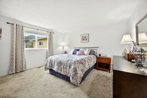 1527 Arlington Drive Medford OR 97501