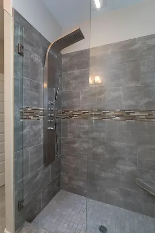 1550 NW Kingwood Avenue Redmond OR 97756