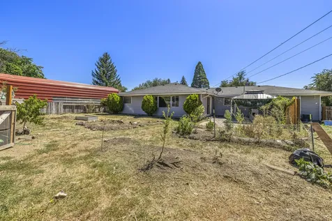 4347 Onyx Avenue Klamath Falls OR 97603