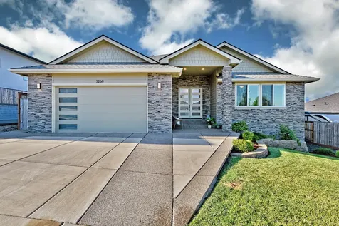 3268 Sky Way Medford OR 97504