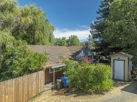 198 W Woodside Street Grants Pass OR 97527