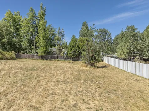 198 W Woodside Street Grants Pass OR 97527