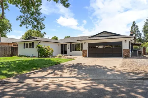 209 Donna Way Central Point OR 97502