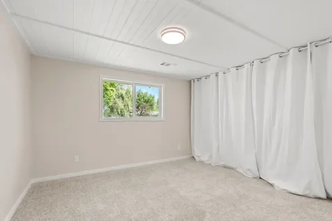 209 Donna Way Central Point OR 97502