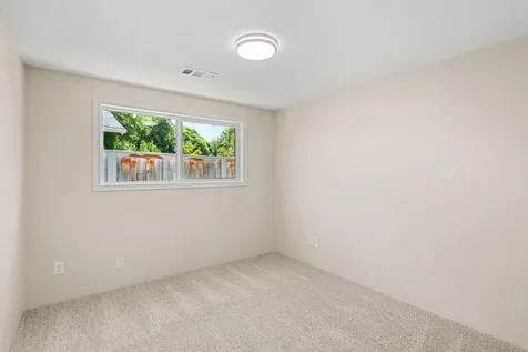 209 Donna Way Central Point OR 97502