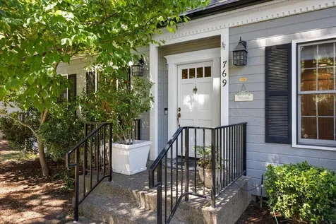 769 Lisa Lane Ashland OR 97520