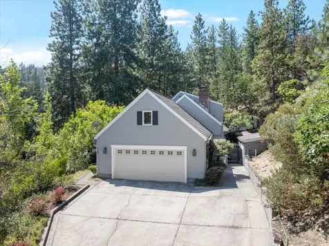 769 Lisa Lane Ashland OR 97520