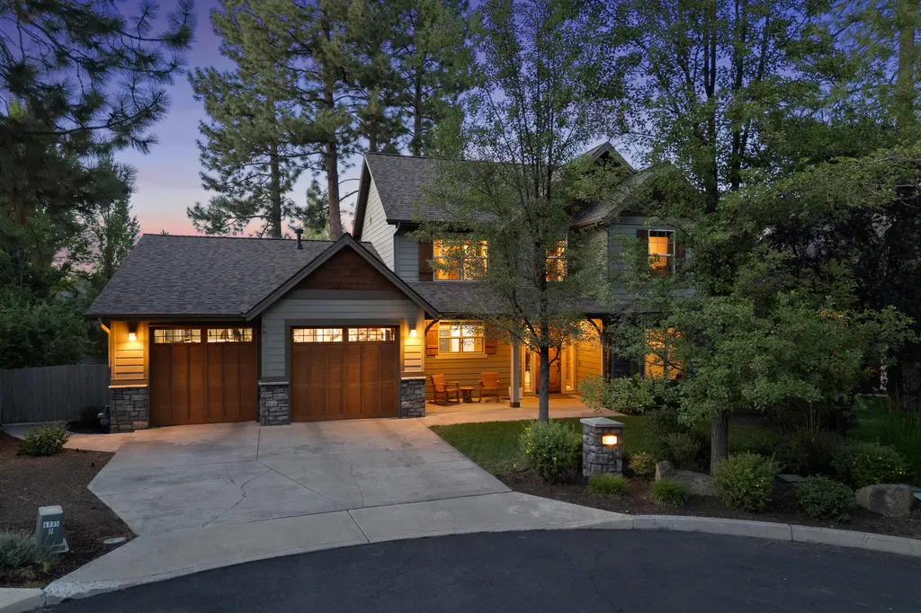 60811 Goldenwood Loop Bend OR 97702