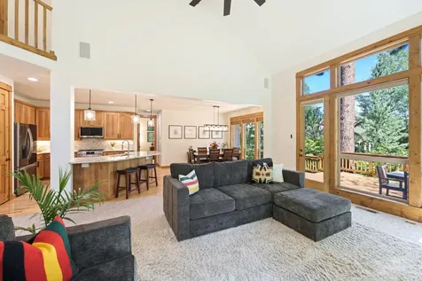 60811 Goldenwood Loop Bend OR 97702