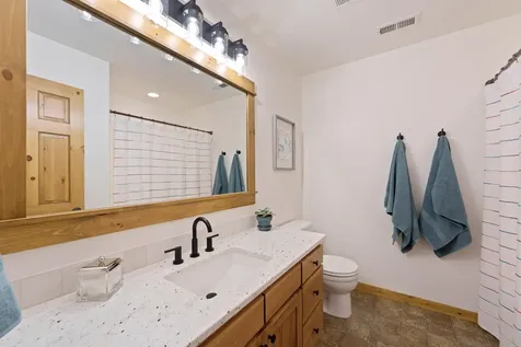 60811 Goldenwood Loop Bend OR 97702