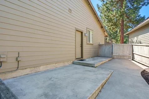 60811 Goldenwood Loop Bend OR 97702