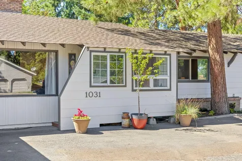1031 NE Penn Avenue Bend OR 97701
