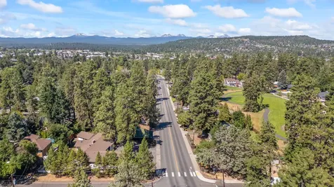 1031 NE Penn Avenue Bend OR 97701