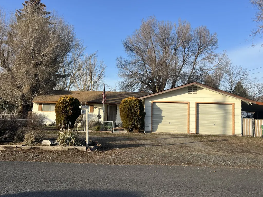 3519 Onyx Avenue Klamath Falls OR 97603