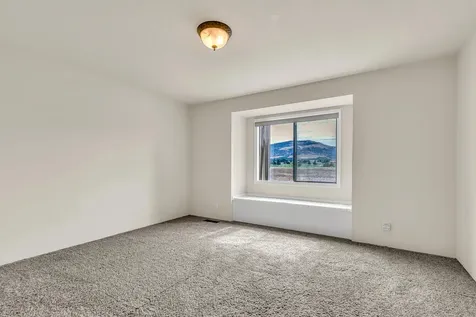 2815 Sonnet Lane Medford OR 97504