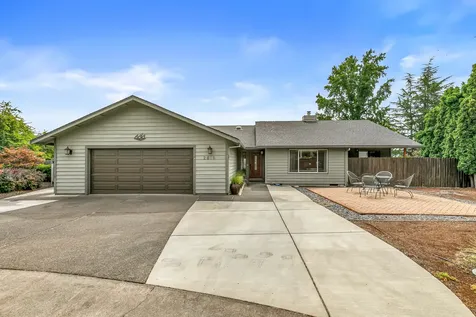 2815 Sonnet Lane Medford OR 97504