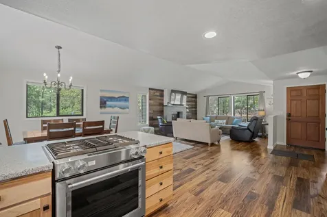 18020 Sandhill Lane Sunriver OR 97707