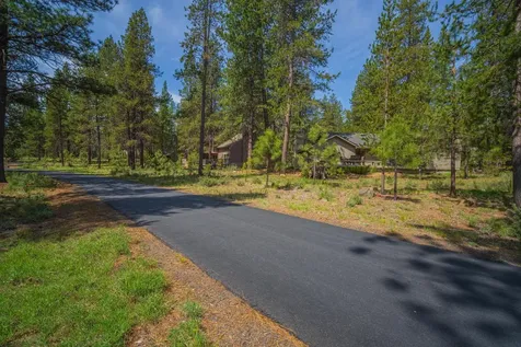 18020 Sandhill Lane Sunriver OR 97707
