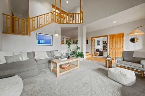 651 NW Morelock Court Bend OR 97703